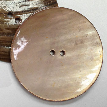1402 Large Beige Rivershell Button 1402 Large Beige Rivershell Button